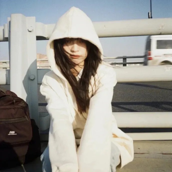 女总裁来视察,你带她工地搬砖